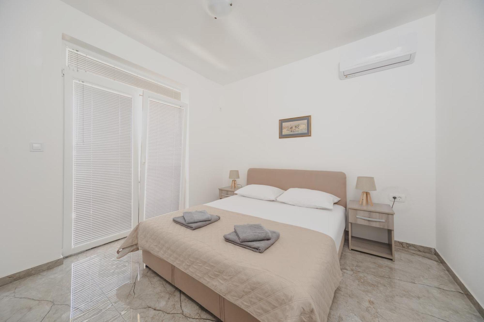 Apartmani Agape Petrovac Exterior foto