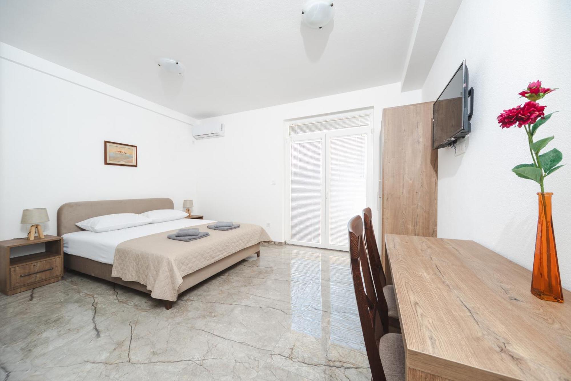 Apartmani Agape Petrovac Exterior foto